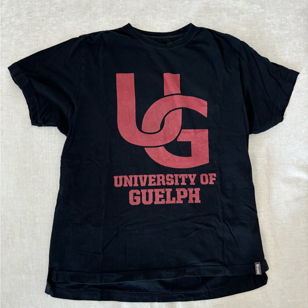 University of Guelph t shirt. Size medium.